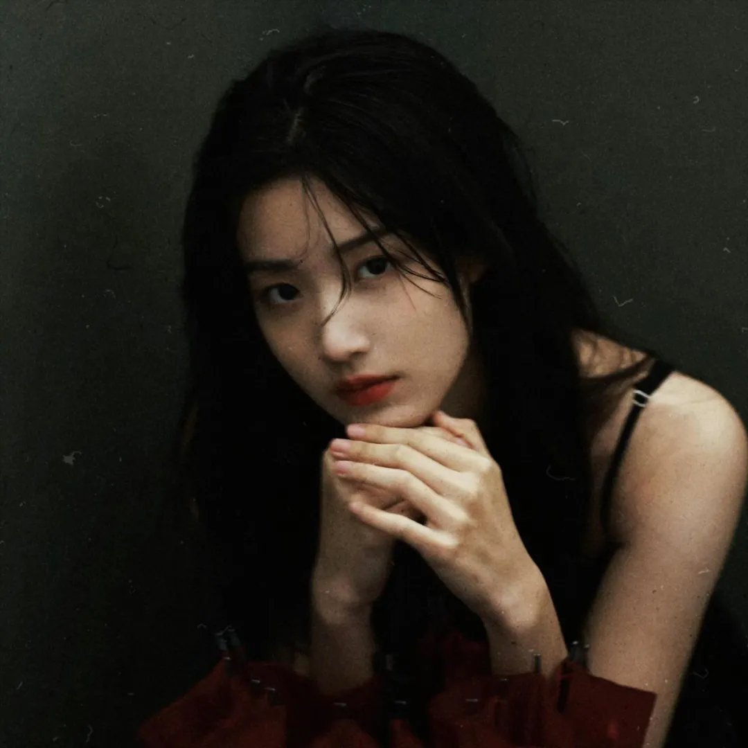 生命宛如幽暗长河